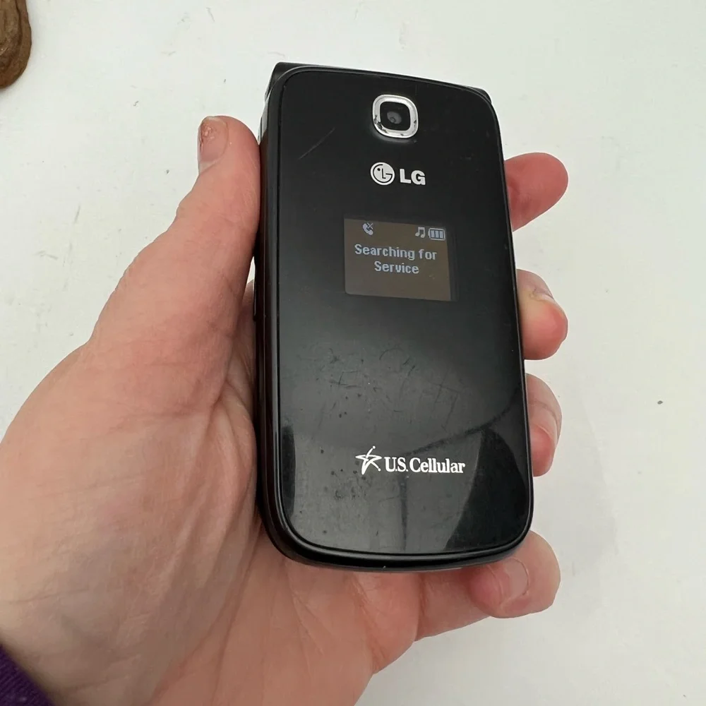 LG Envoy UN150 Flip Phone US Cellular Rare